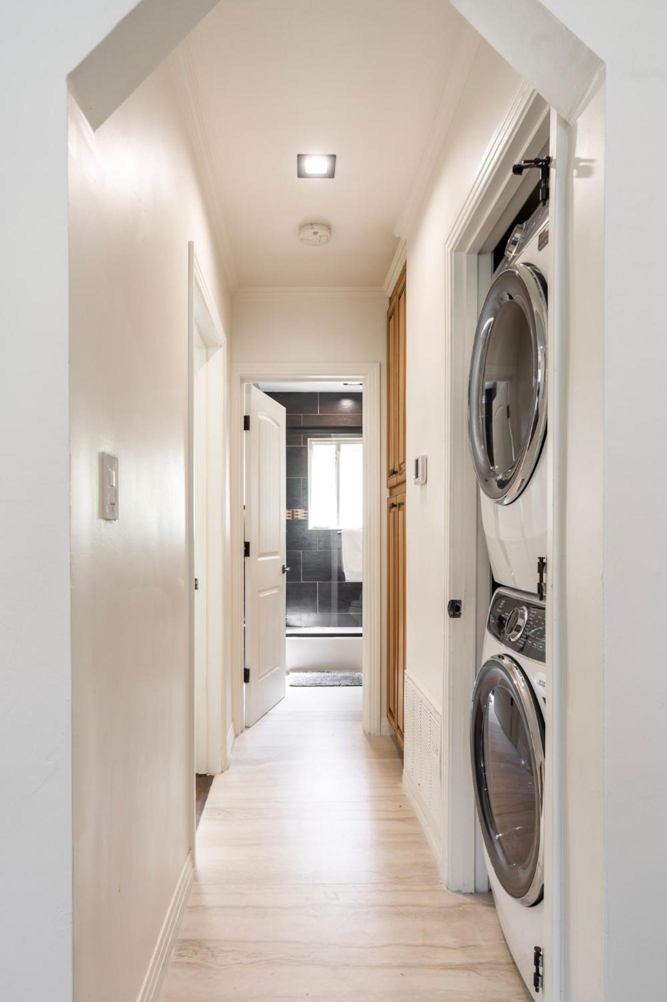 Incredible Near Universal Apartamento